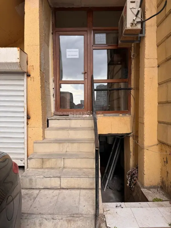 Kirayə verilir 1 otaqlı ofis 15 m²