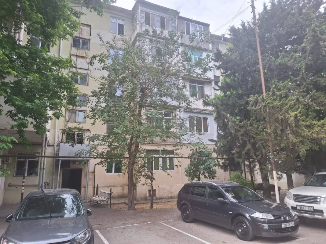Satılır 2 otaqlı mənzil 46 m²