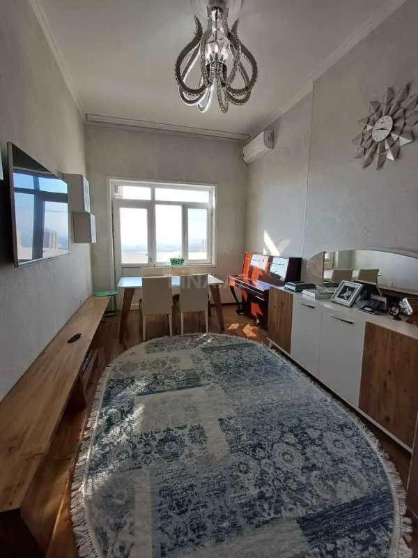 Satılır 3 otaqlı mənzil 75 m²