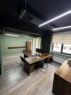 Kirayə verilir 2 otaqlı ofis 41 m² — Bakı 2 otaq 41.00 m²