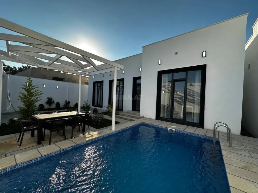 Satılır 4 otaqlı həyət evi 130 m²