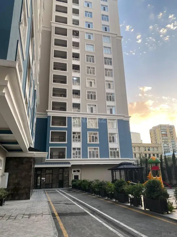 Kirayə verilir 2 otaqlı mənzil 87 m²