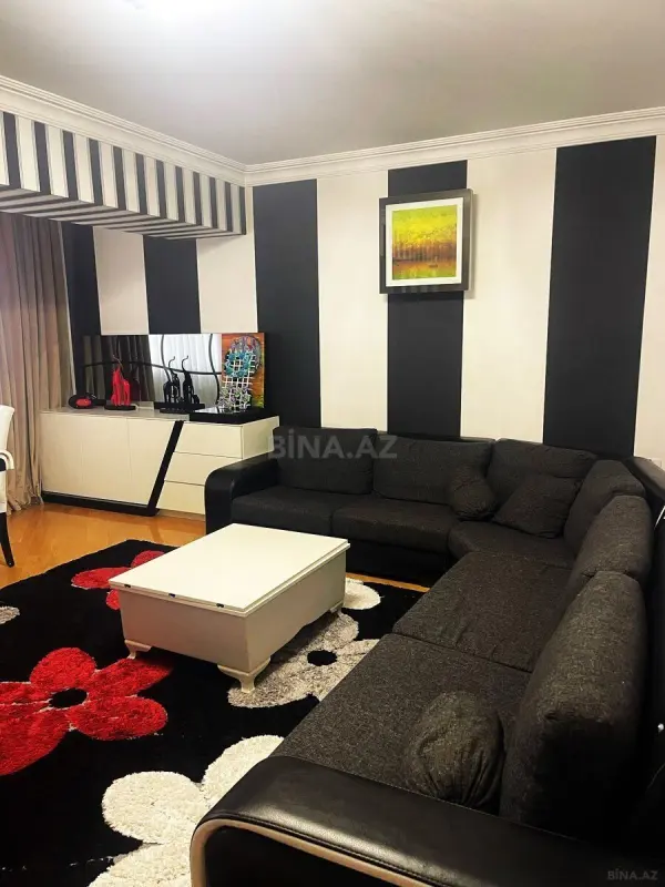 Kirayə verilir 3 otaqlı mənzil 90 m²