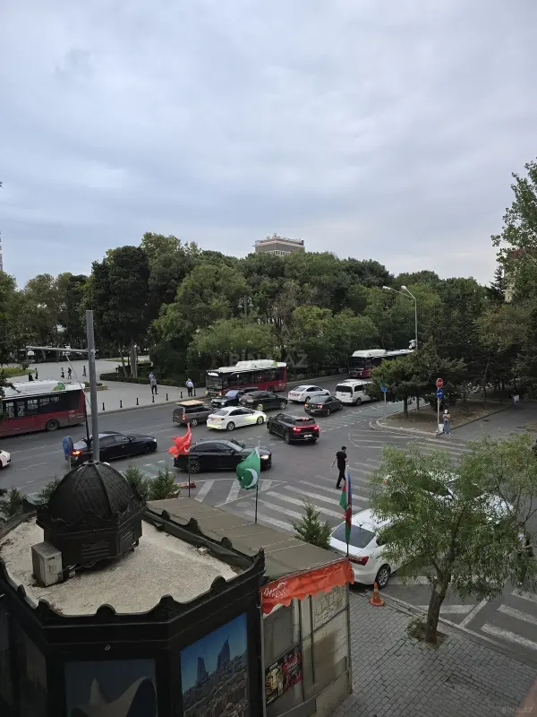 Satılır 2 otaqlı mənzil 37 m²