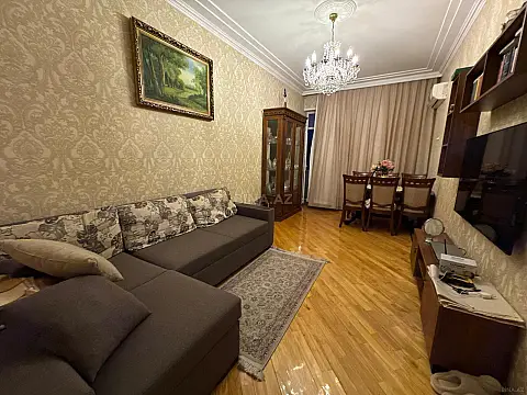 Satılır 3 otaqlı mənzil 105 m² — Bakı 3 otaq 105.00 m²