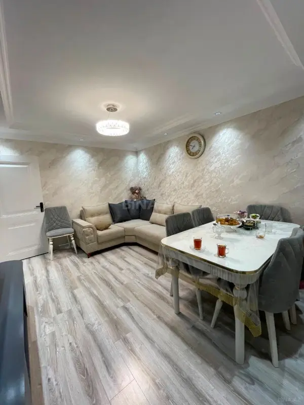 Satılır 3 otaqlı mənzil 50 m²