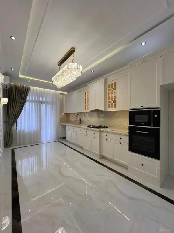 Satılır 3 otaqlı mənzil 95 m²
