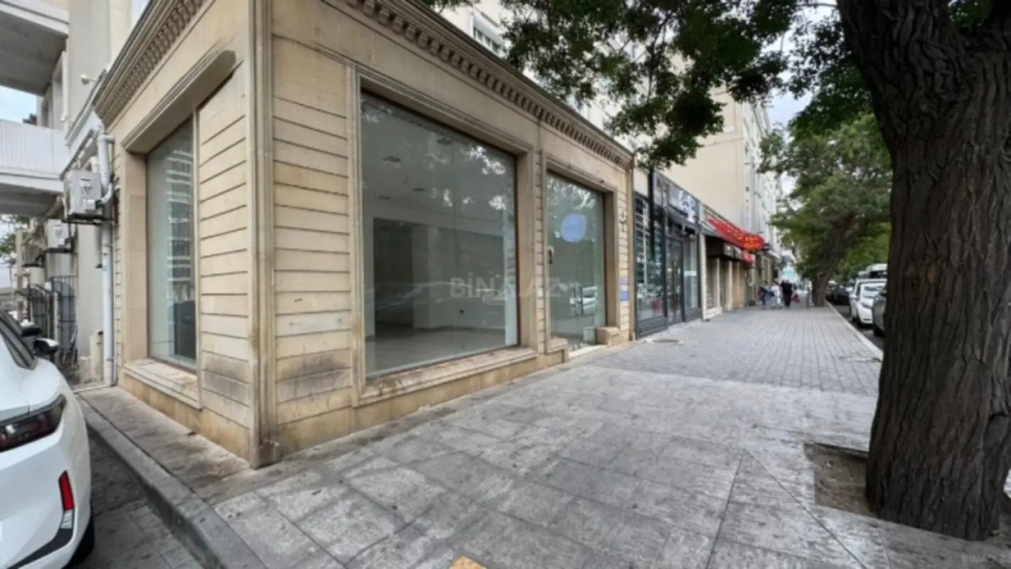 Kirayə verilir obyekt 160 m²