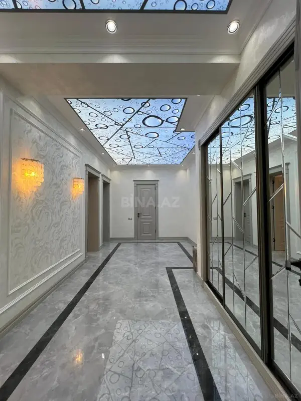 Satılır 2 otaqlı mənzil 101 m²