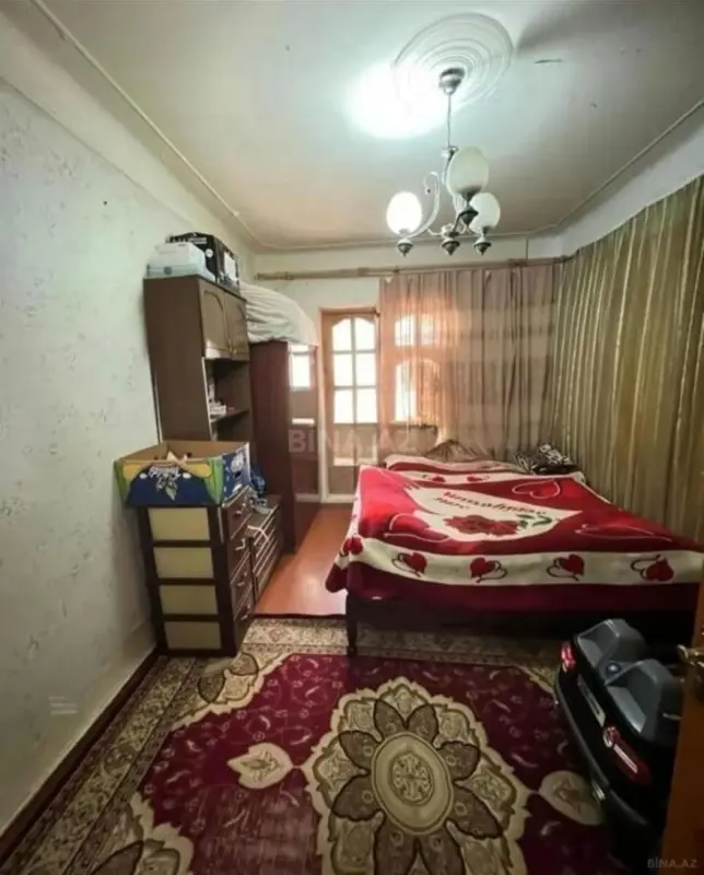 Satılır 2 otaqlı mənzil 67 m²