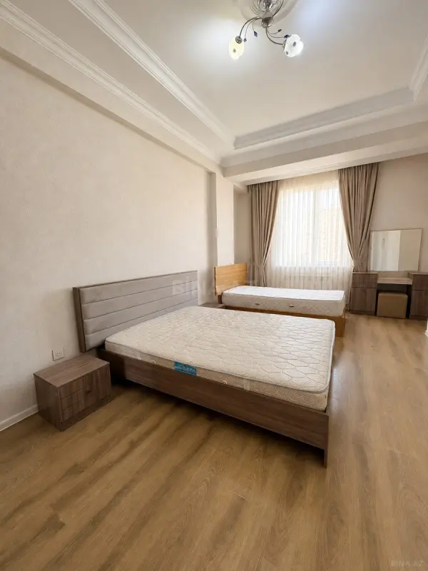 Kirayə verilir 2 otaqlı mənzil 60 m²