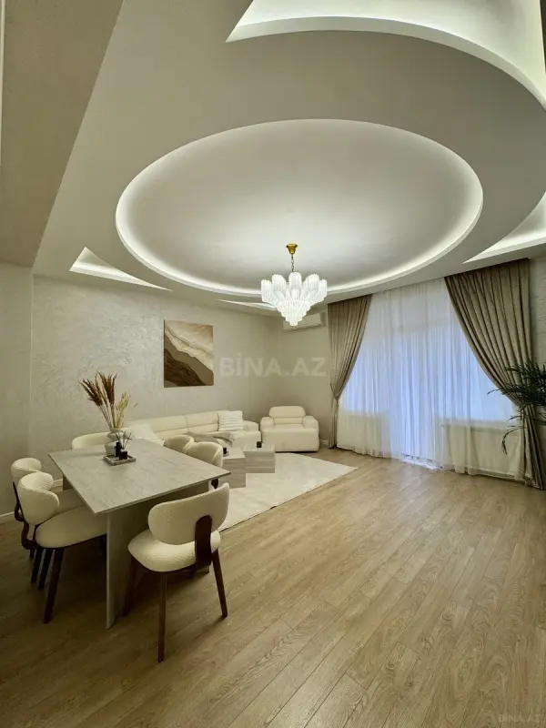 Satılır 2 otaqlı mənzil 100 m²