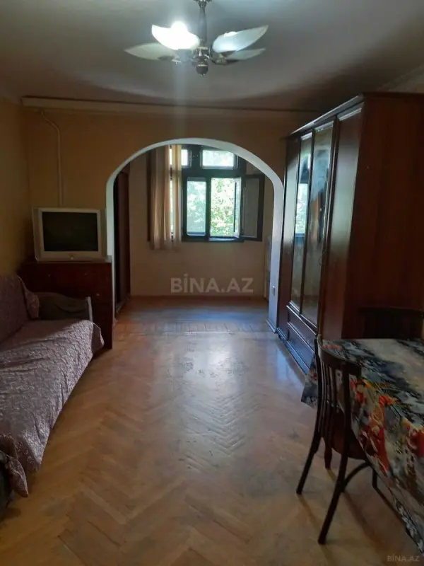 Satılır 1 otaqlı mənzil 35 m²