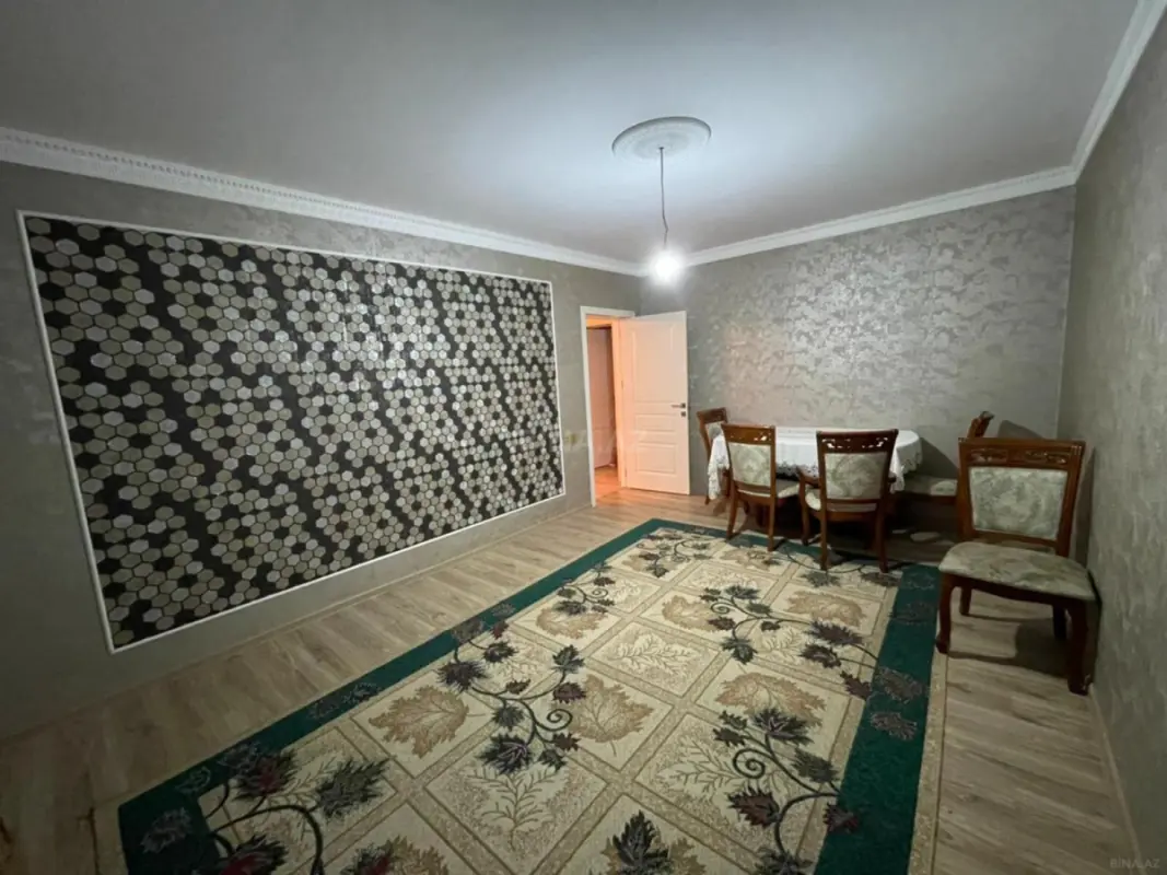 Satılır 6 otaqlı həyət evi 152 m²