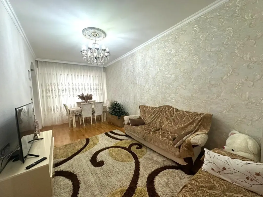 Satılır 3 otaqlı mənzil 105 m²