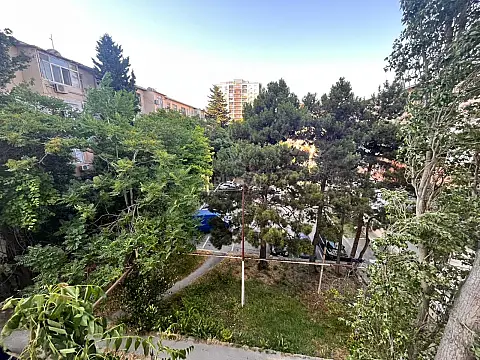 Satılır 3 otaqlı mənzil 53 m² — Bakı, Memar Əcəmi yanı 3 otaq 53.00 m²
