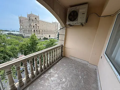 Kirayə verilir 3 otaqlı mənzil 75 m² — Bakı 3 otaq 75.00 m²
