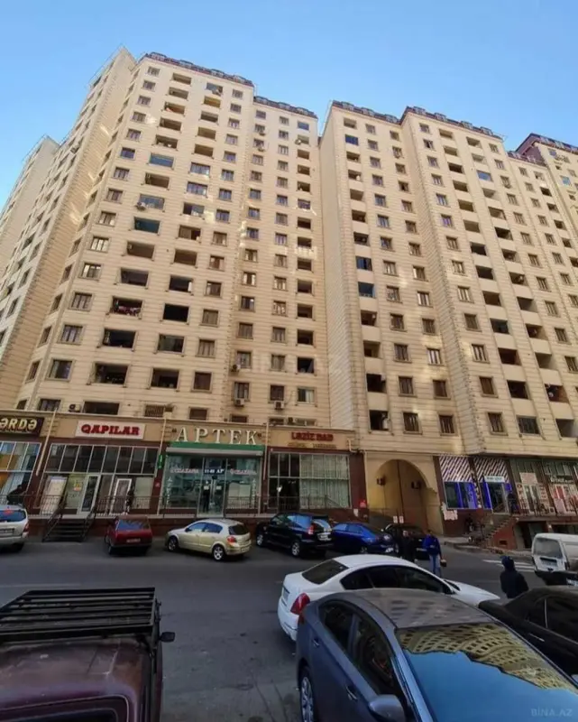 Satılır 3 otaqlı mənzil 88 m²