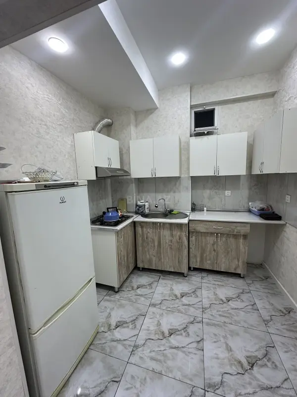 Kirayə verilir 3 otaqlı mənzil 110 m²
