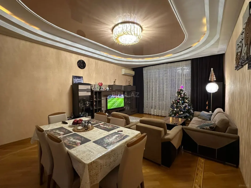 Satılır 3 otaqlı mənzil 100 m²