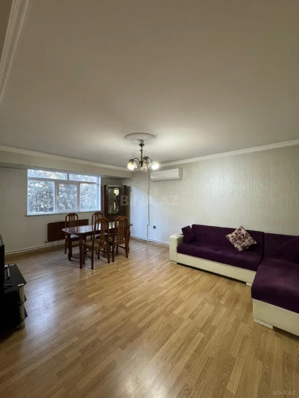 Satılır 3 otaqlı mənzil 82 m²
