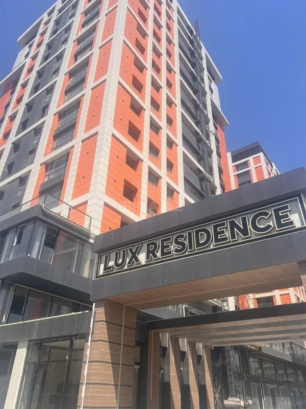 Satılır 2 otaqlı mənzil 71 m²