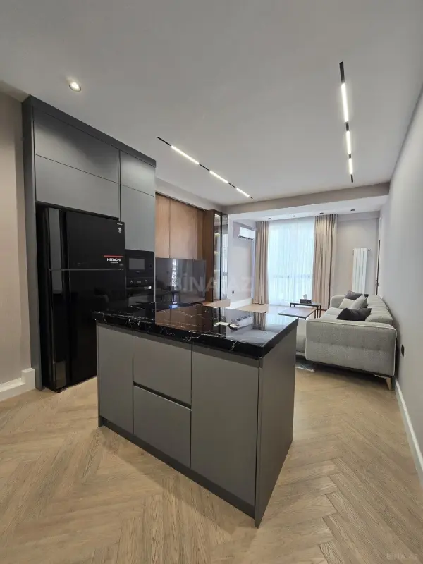 Satılır 2 otaqlı mənzil 96 m²