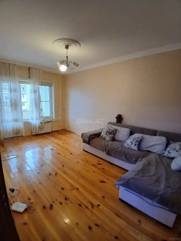 Kirayə verilir 2 otaqlı mənzil 55 m²