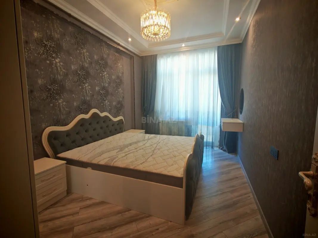 Kirayə verilir 2 otaqlı mənzil 75 m²