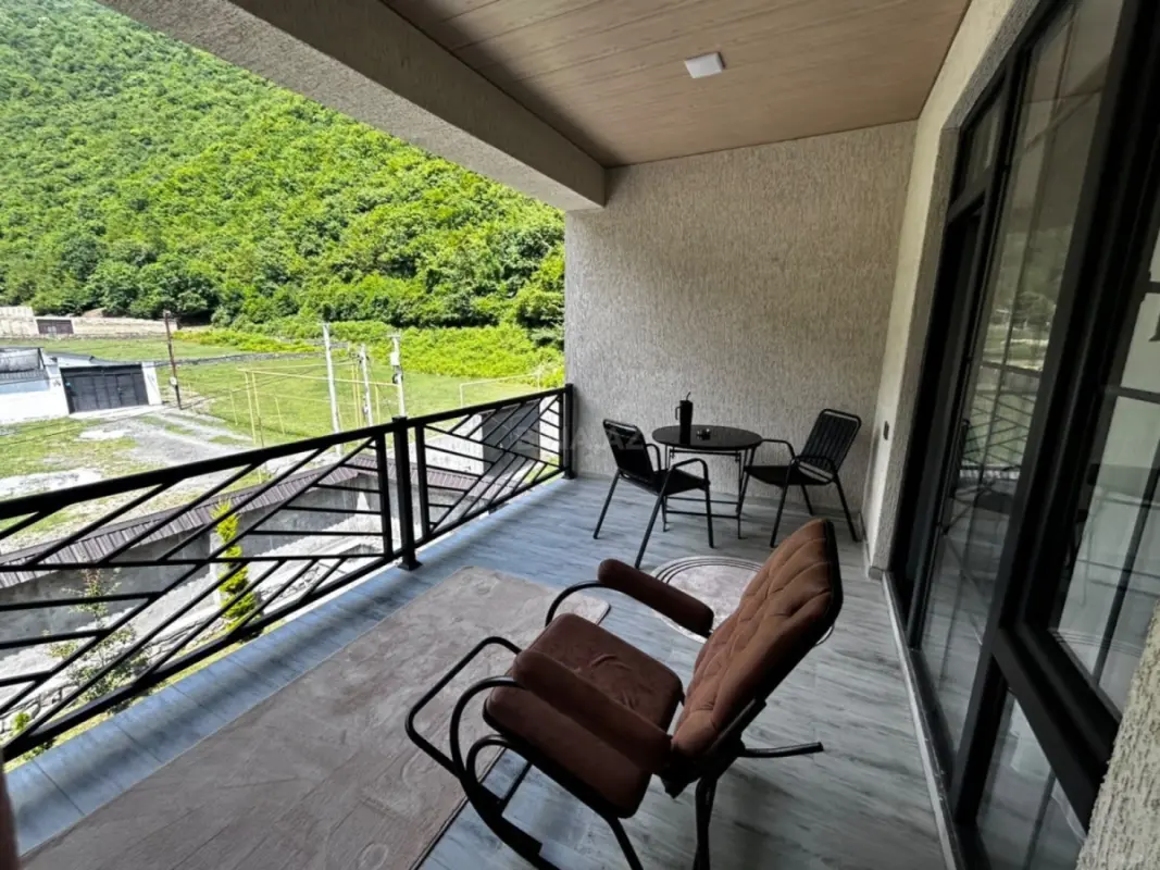 Kirayə verilir 5 otaqlı həyət evi 220 m²