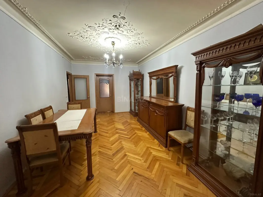 Kirayə verilir 4 otaqlı mənzil 90 m²