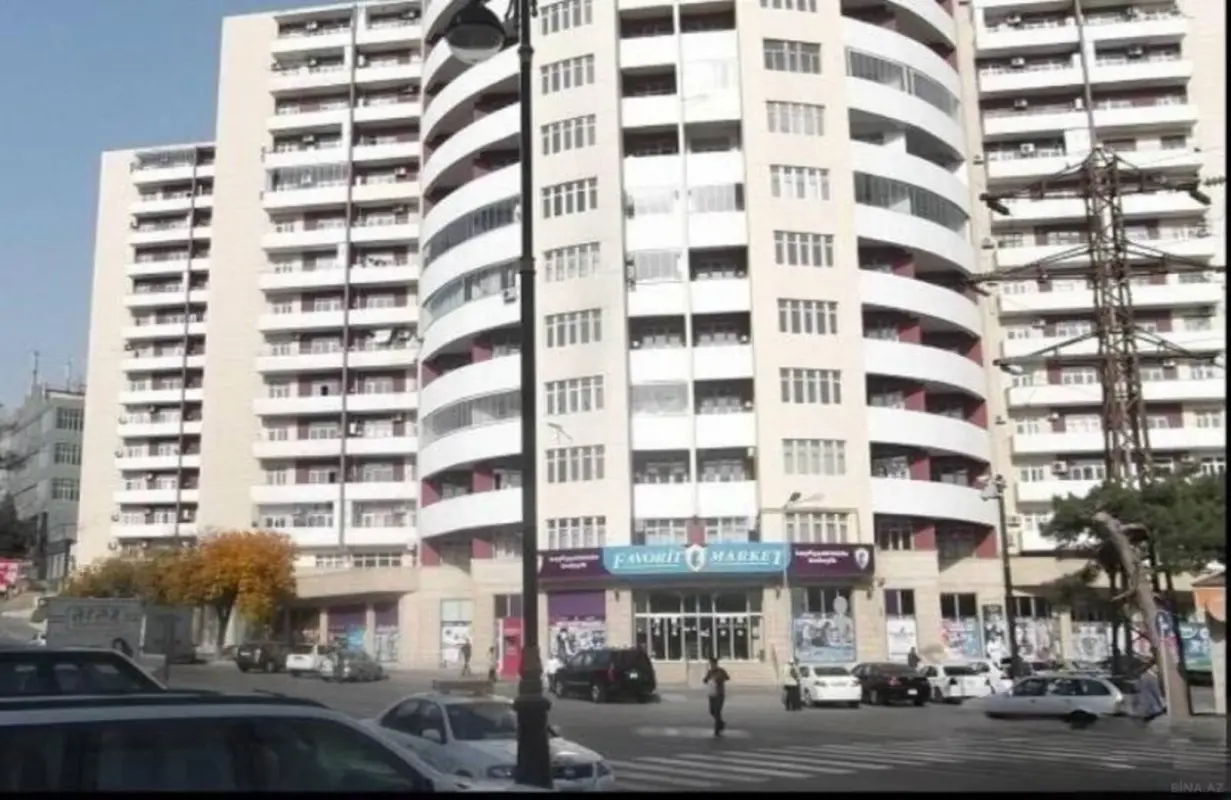 Kirayə verilir 3 otaqlı mənzil 140 m²