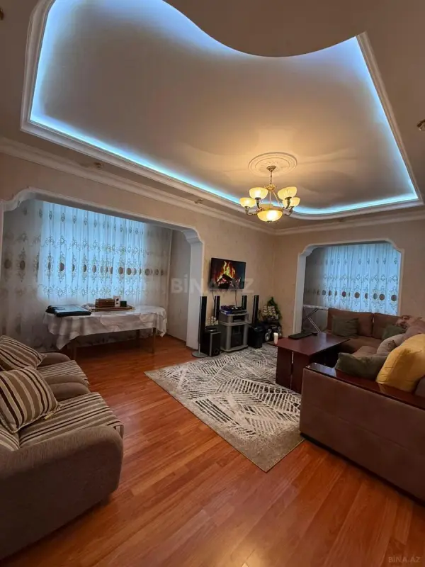 Satılır 2 otaqlı mənzil 60 m²