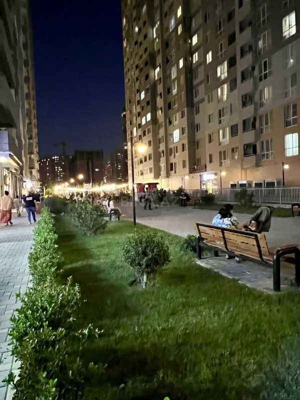 Satılır 3 otaqlı mənzil 98 m²