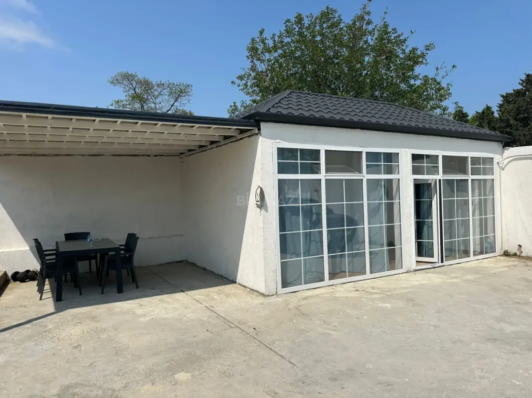 Satılır 1 otaqlı həyət evi 30 m²