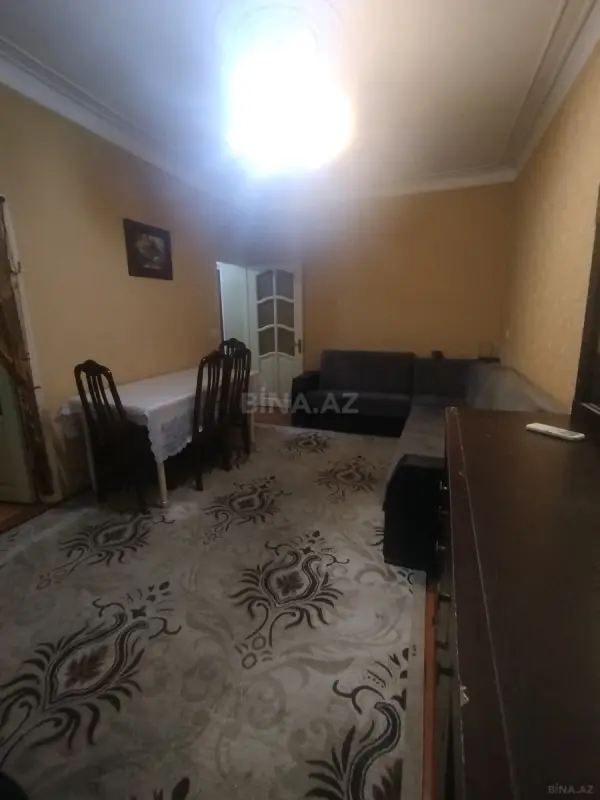 Kirayə verilir 2 otaqlı mənzil 50 m²