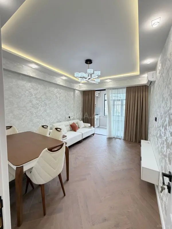 Satılır 3 otaqlı mənzil 82 m²
