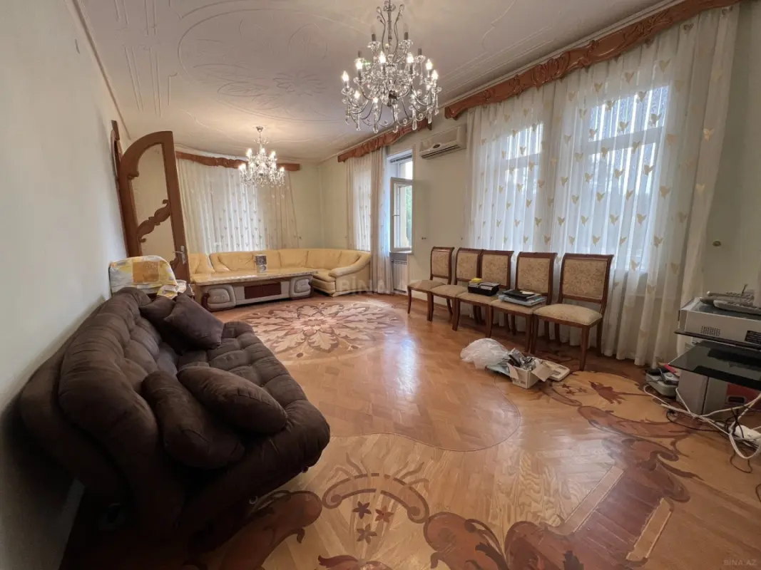 Kirayə verilir 5 otaqlı həyət evi 200 m²