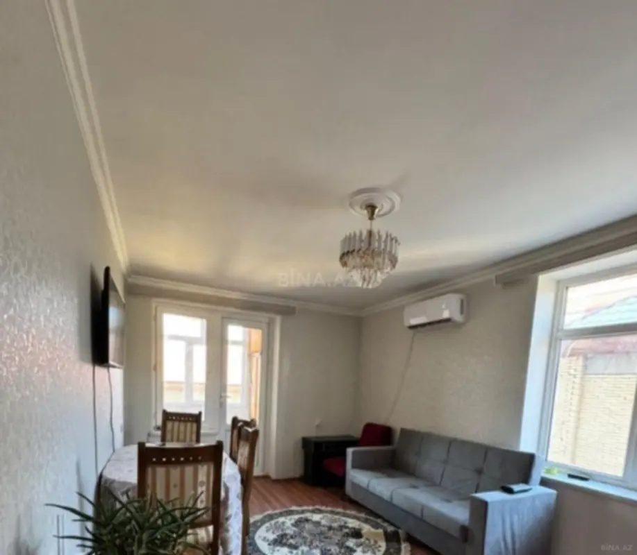 Satılır 1 otaqlı mənzil 35 m²