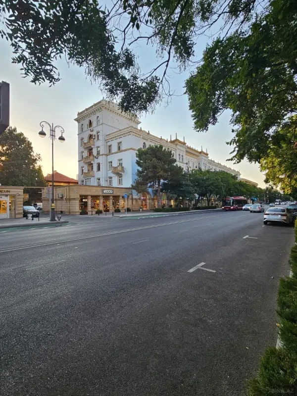 Satılır 4 otaqlı mənzil 90 m²