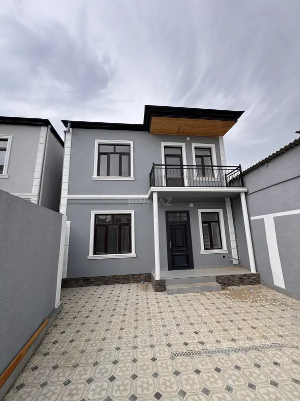 Satılır 4 otaqlı həyət evi 130 m²
