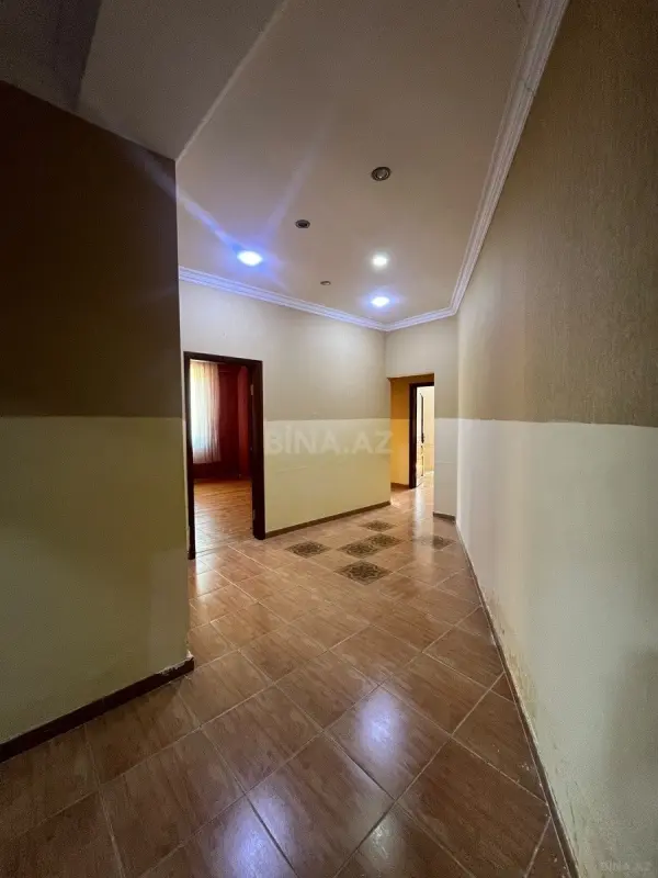 Satılır 3 otaqlı mənzil 108 m²
