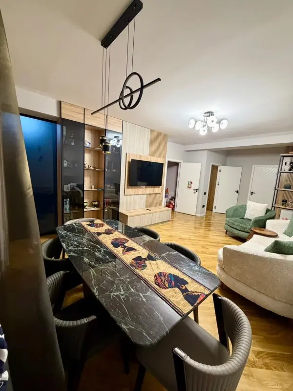 Satılır 3 otaqlı mənzil 95 m²