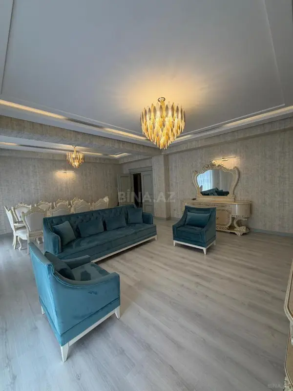 Kirayə verilir 3 otaqlı mənzil 200 m²