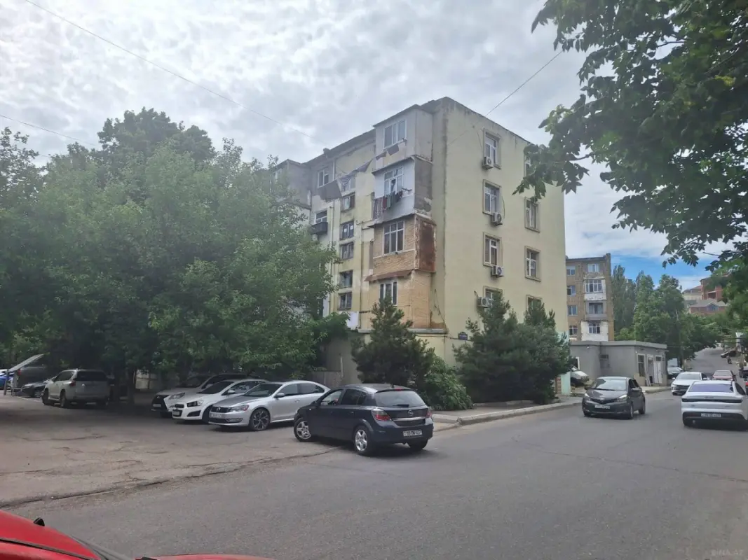Satılır 2 otaqlı mənzil 50 m²