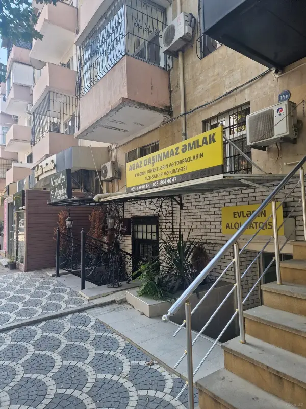 Satılır obyekt 33 m²