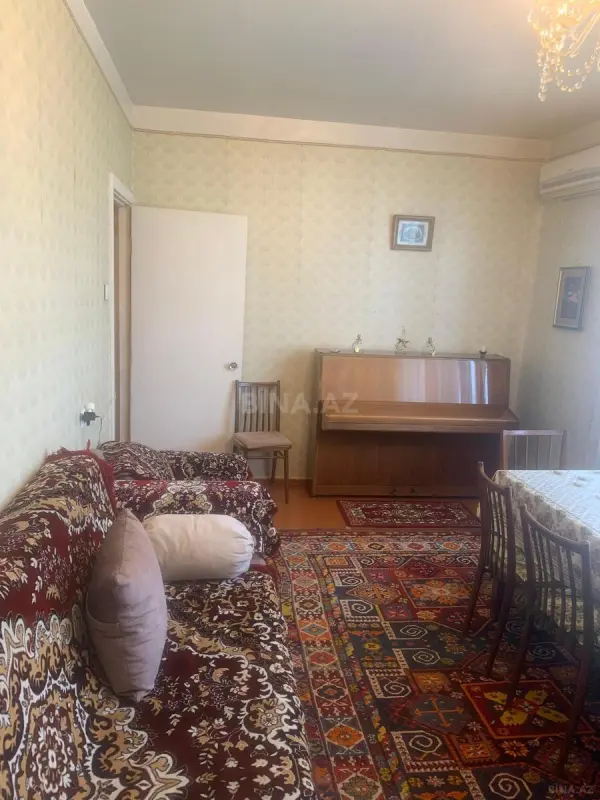 Satılır 2 otaqlı mənzil 65 m²