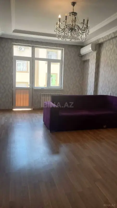 Satılır 3 otaqlı mənzil 82 m²