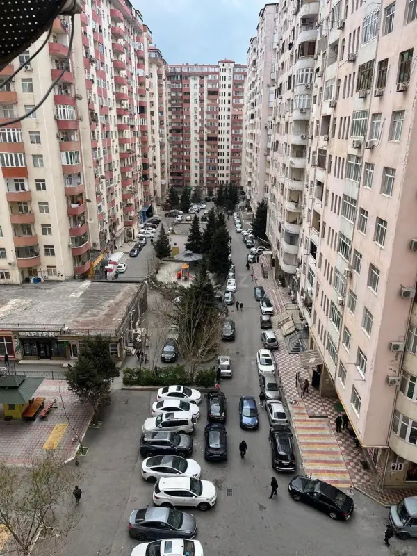Satılır 2 otaqlı mənzil 75 m²