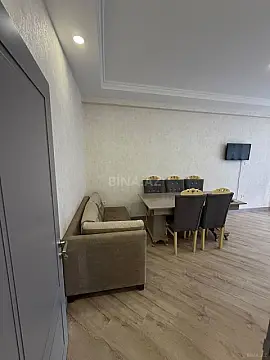 Kirayə verilir 2 otaqlı mənzil 90 m² — Bakı 2 otaq 90.00 m²